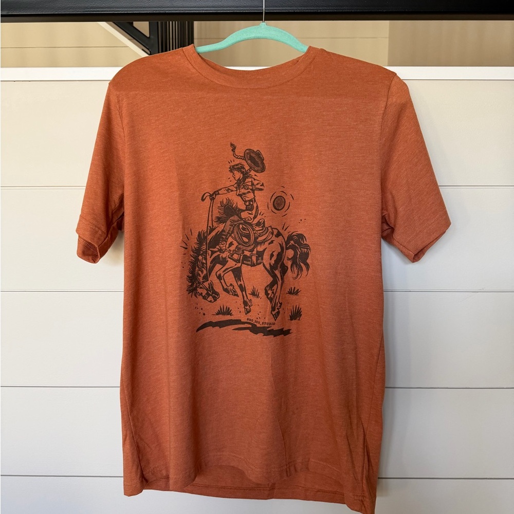 Cowgirl Short Sleeve Graphic Tee - Women's Casual Crewneck